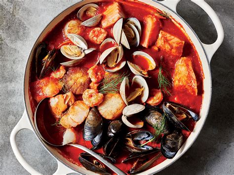 The feast of seven fishes is the traditional christmas eve dinner in italy. Ultimate Feast of the Seven Fishes Stew | This classic ...