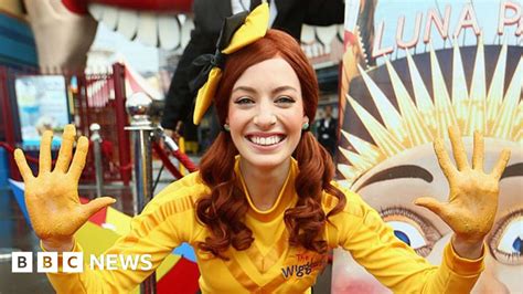 Wiggles First Female Cast Member Emma Watkins Leaves Group Bbc News