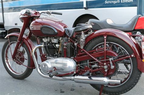 1953 Triumph Speedtwin 5 T Spotted At The 2018 Bonneville Vintage Gp