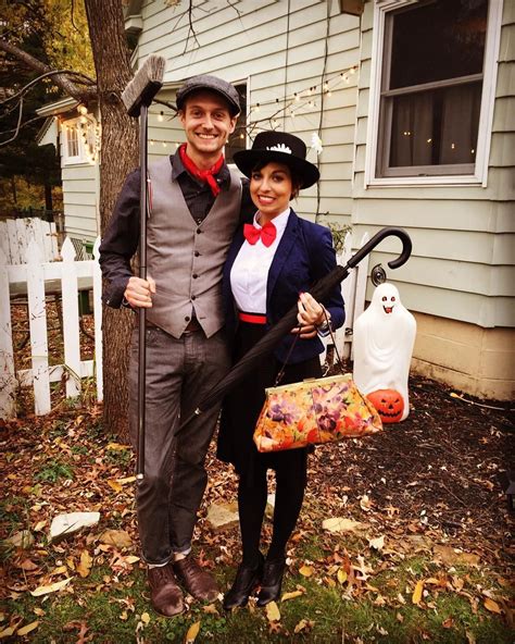 throwback 17 halloween costumes for couples who keep it old school couples costumes couple