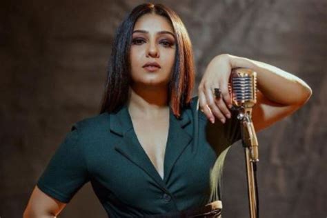Sunidhi Chauhan Says Performances Are Sometimes Doctoredand She Too Was