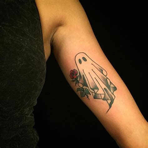 15 Ghost Tattoos That Prove Ghouls Can Be Cute Pattern Tattoo Ghost