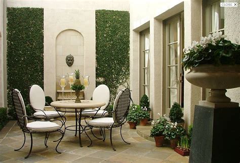 Small But Elegant Courtyard A Good Example Of How Even A Small