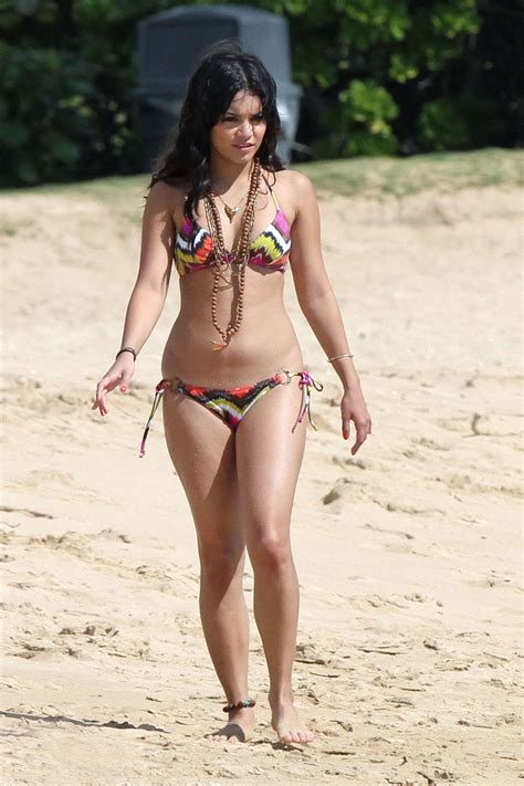 Vanessa Hudgens Bikini Babe In Hawaii 08 Gotceleb