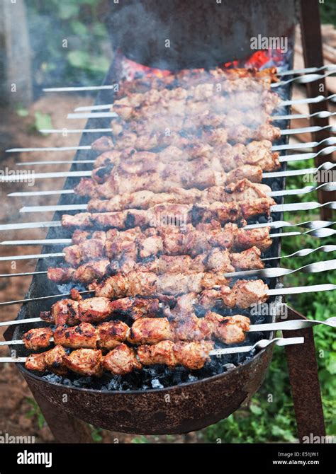 Kebab On Skewers Hi Res Stock Photography And Images Alamy