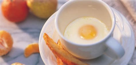 Basic Microwaved Eggs Eggsca