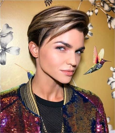 10 sexy short haircuts that are just in time for the holidays la progressive