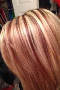 With the dual blonde and brunette tones, honey blonde coloured hair can be adapted by making it darker or lighter to suit different skin tones, eye. blonde hair with red highlights