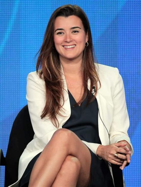 51 Hot Photos of Cote de Pablo Which Are Almost Naked - Music Raiser