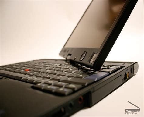 Review Lenovo Thinkpad X61t Notebook Tablet Pc