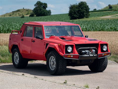 The Mighty Lamborghini Lm002 A Countach V12 Powered Luxury 4x4