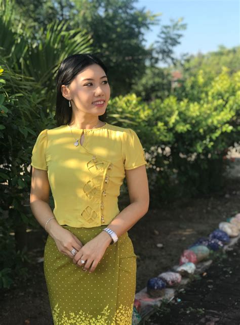 Pin By Thaethae Sheli On Myanmar Traditional Dresses Myanmar Dress