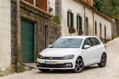 Nov 25, 2020 · a new season of sport blends polo style with the rich and adventurous heritage of new zealand's western shores. Volkswagen Polo 1.6 TDI 95 cv R-Line | Auto Drive