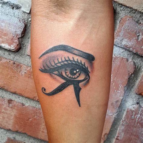 The biggest defense is that, along following the neck and face, the hands are some of the most each time visible body parts. 40 Incredible Ancient Egyptian Eye of Ra Tattoos - Sun God ...