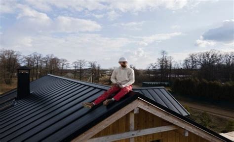 Hire Commercial Roofers For Superior Roofing Solutions