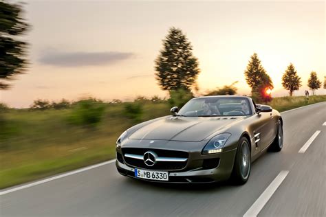 2013 Mercedes Benz Sls Amg Gt Roadster Hd Pictures