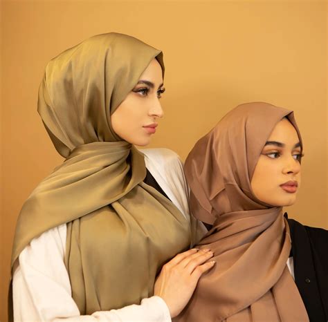 Modest Islamic Clothing Abayas Hijabs And Dresses Online Aaliya Collections