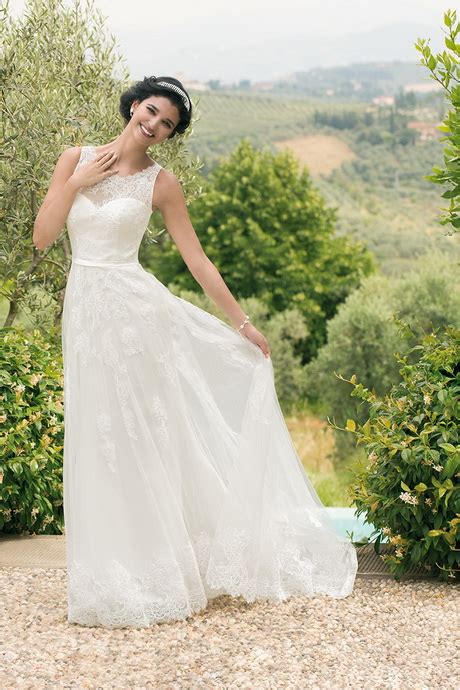 Fnkscraft® brautkleid hochzeitskleid brautjungfer kleider hochzeit kleidung abendmode nach maß vom designer hochwertige qualität: Brautmode hochzeitskleider