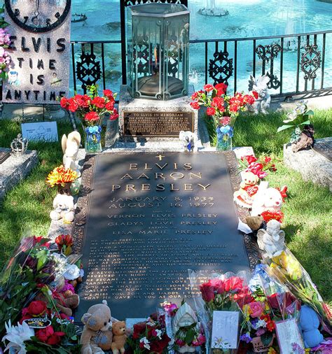 Grave Site At Graceland The Home Of Elvis Presley Memphis Tennessee