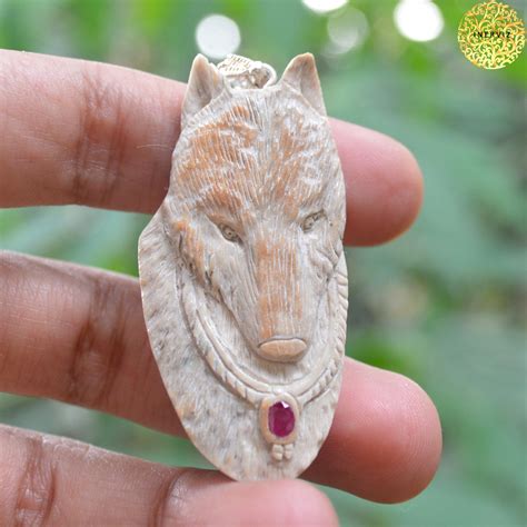 Hand Carved Wolf Natural Buffalo Bone Carving Pendant Ruby Mg 925