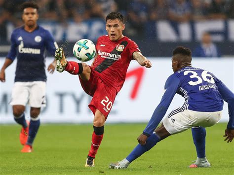 He currently plays as a defensive midfielder, midfielder (centre) in bundesliga for club leverkusen. Leverkusen mehrere Wochen ohne Aránguiz