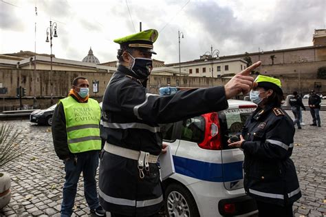 Collect weapons, armor and ammo. A Natale lockdown totale o con tre giorni "d'aria". Oggi la decisione | Il Primato Nazionale