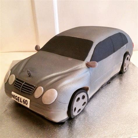Ich kann dies auch zu jedem geburtstagsjahr. Mercedes Benz car cake | Car cakes | Pinterest ...