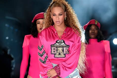 Beyoncé And Coldplay To Perform At Super Bowl 50 Halftime Show Hypebeast