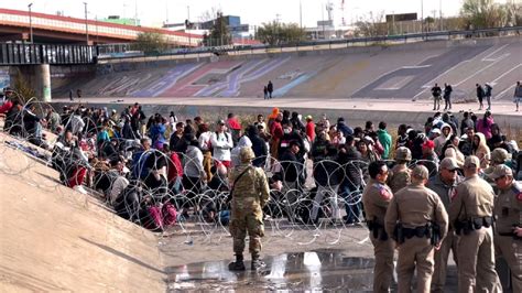 Touring El Paso Texas Border As National Guard Respond To Migrants