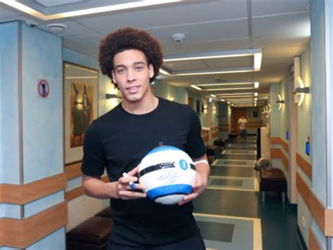Axel witsel statistics played in borussia dortmund. Football Stars: Axel Witsel BioGraghy And Photos