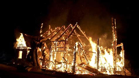 La comarca ⭐ , chile, panguipulli, sector palguin alto fundó palguin: Alcalde de Panguipulli anuncia que presentará querella por quema de capillas en la zona | Emol.com