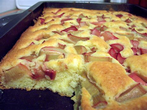 Check spelling or type a new query. Weltrezepte: Blitz-Rhabarberkuchen