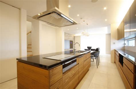 Just wanted to shout out that fact to the unknown perv that might be listening and is thinking twice about. 名古屋の新築物件で憧れのおしゃれなキッチンを実現。