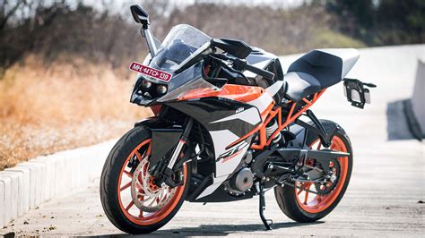 Don't the 2020 rc 390 is available for $5,549 msrp. KTM RC 390 2017 Std Compare Bike Photos - Overdrive