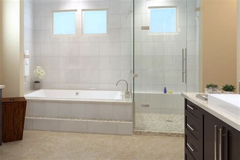 Главная ванная комната среднего размера. Master Bath, Tub and Shower Op #1 | Shower tub, Bathroom ...