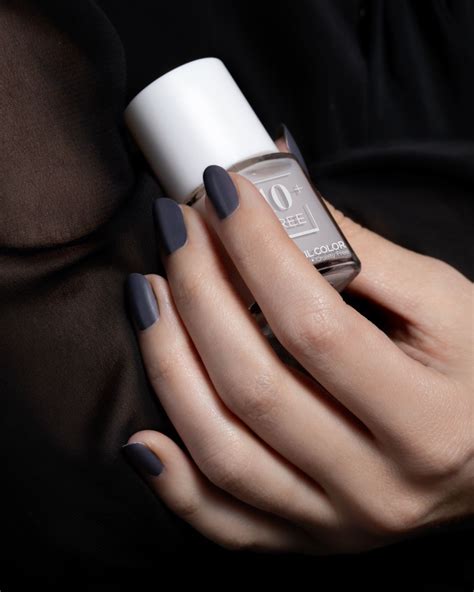 This vegan top coat will vastly increase any nail polish you apply it over and matte it. Matte Magic - Matte Top Coat (With images) | Cruelty free ...