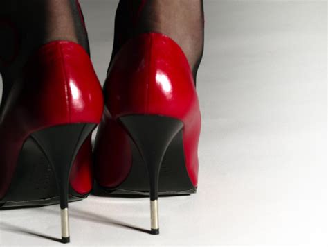 How To Wear High Heels Without The Pain Tips That Really Work
