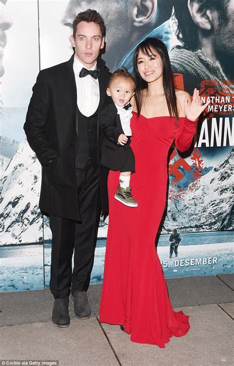 Jonathan Rhys Meyers Introduces Son Wolf To The Red Carpet Daily Mail