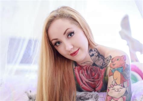 Ilmaisia Kuvia tatuointi henkilö ihmiset tyttö nainen söpö