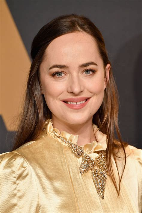 See more ideas about dakota johnson, dakota johnson style, dakota mayi johnson. Dakota Johnson - Oscars 2017 Red Carpet in Hollywood • CelebMafia