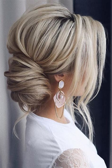 A simple braid tames long and hard to manage hair, looks elegant yet casual over one shoulder, or adds texture and dimension to any updo. Best Wedding Hairstyles For Every Bride Style 2021 | Easy ...