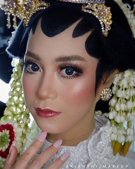 8 Jakarta Bridal Makeup Artists Doing Home Visits And Destination Weddings