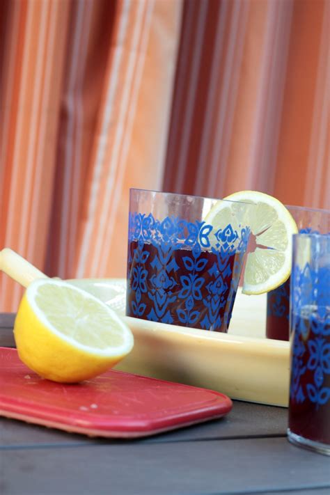 This tinto de verano recipe was one i found traveling spain. Tinto de Verano ~ A Sangria Alternative {#SundaySupper ...