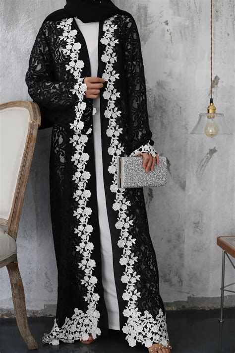 1804 New Collection Modest Dubai Abaya Black Lace With White Embroidery Islamic Dubai Open