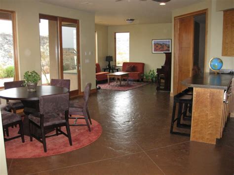 If you're looking for design ideas or just love furnished basements then this gallery is sure to grab your attention. Walk-out or Daylight Basements