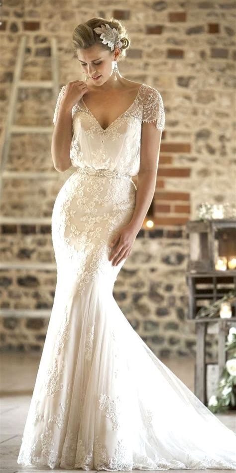 Vintage Inspired Wedding Dresses 33 Looks Faqs Lace Wedding Dress