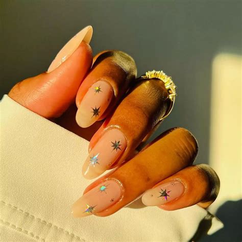 17 Birthday Manicure Ideas That Call For a Celebration - GlobalFashion