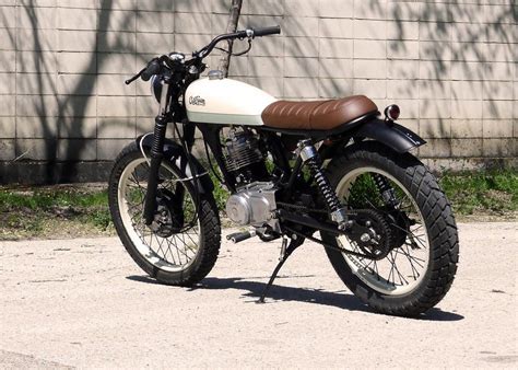 La gamme neo sports café honda propose des motos au style urbain épuré, et la cb125r est idéale pour les jeunes pilotes ou les motards débutants. honda cb 125 cafe racer - Cerca con Google | Cafe racer ...