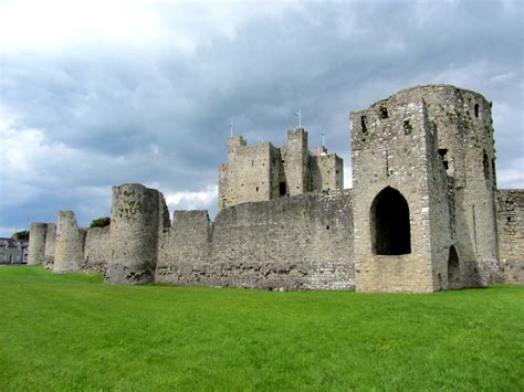 The Earliest And One The Largest Norman Castles In Europe Braveheart