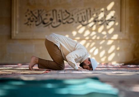 Prière Islam Banque Dimages Et Photos Libres De Droit Istock